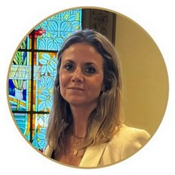 Julia García-Valdecasas